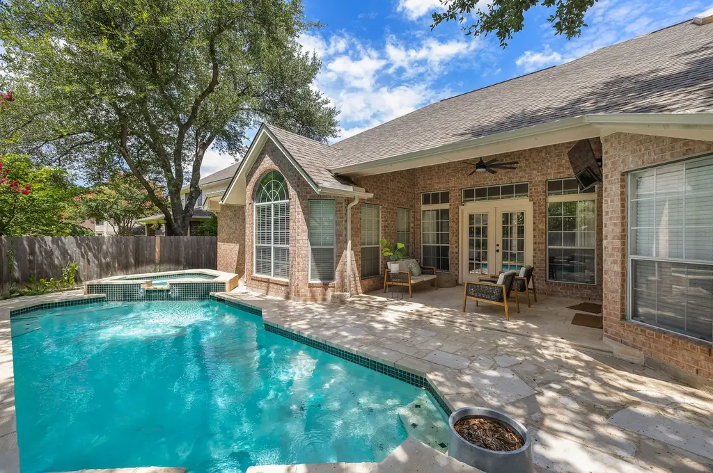 2040 Saint Andrews Drive, Round Rock