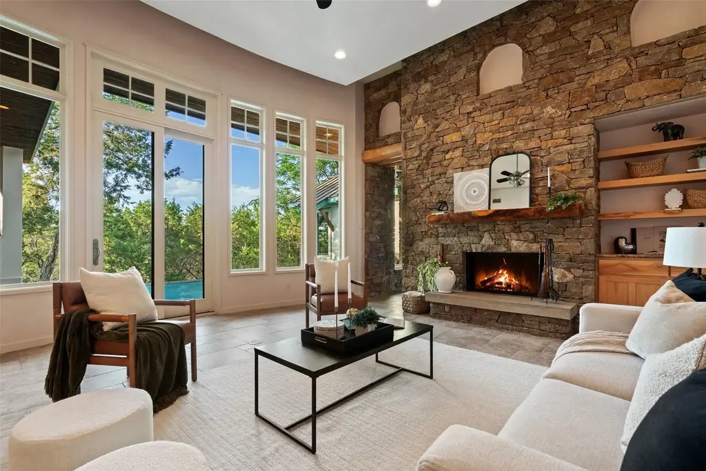 125 Clubhouse Drive, Lakeway