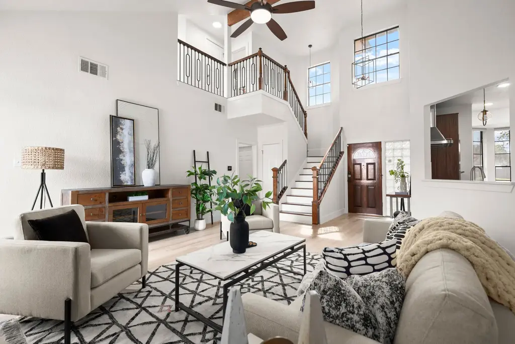1714 Woodwind Lane, Austin