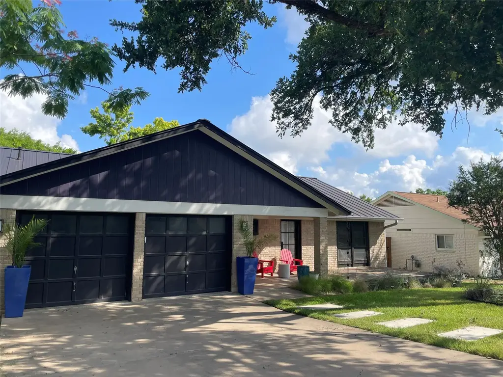 8418 Seminary Ridge Drive, Austin
