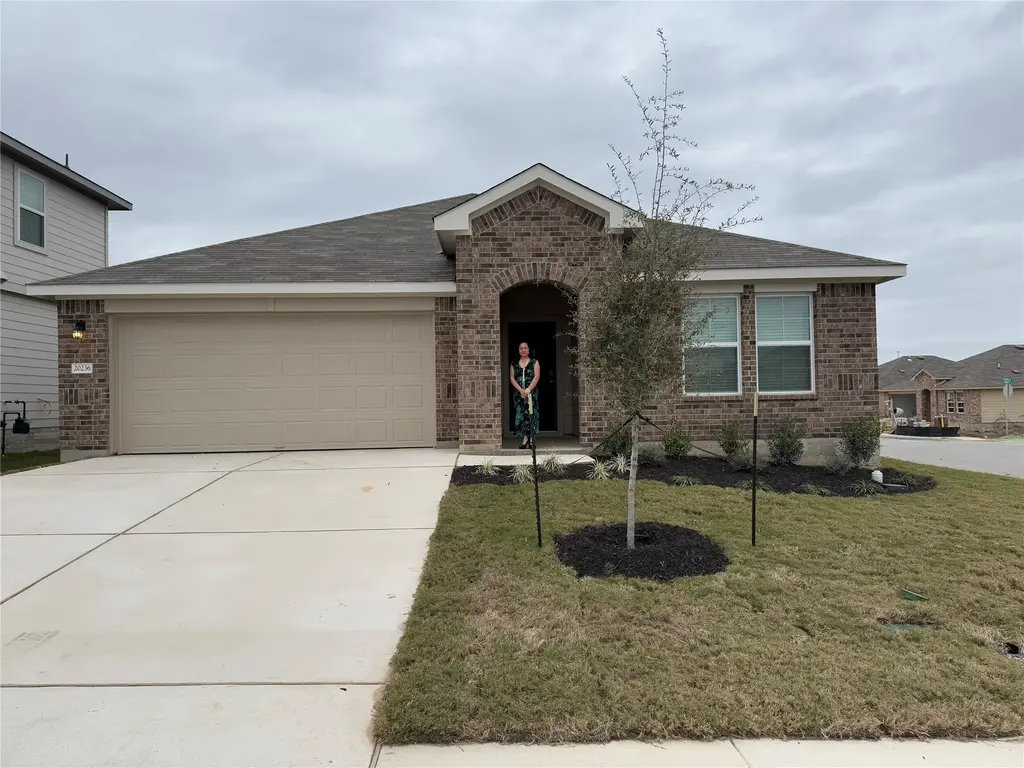 20236 Hickenlooper Way, Manor