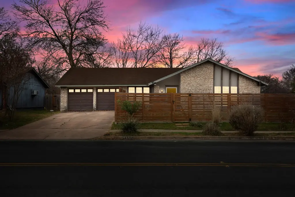 9836 Childress Drive, Austin