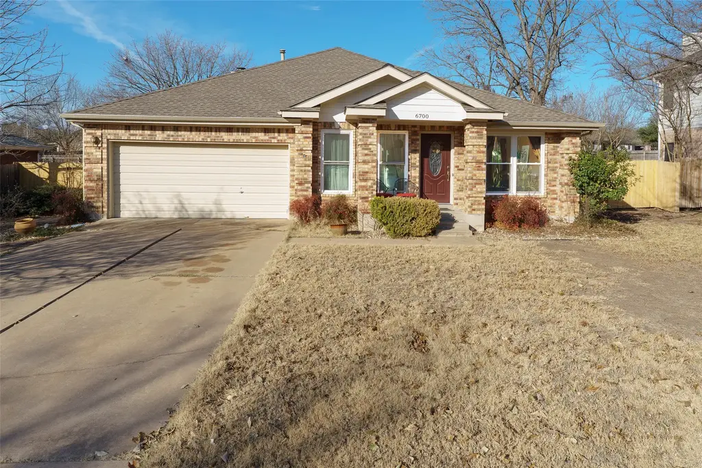 6700 Carisbrooke Lane, Austin