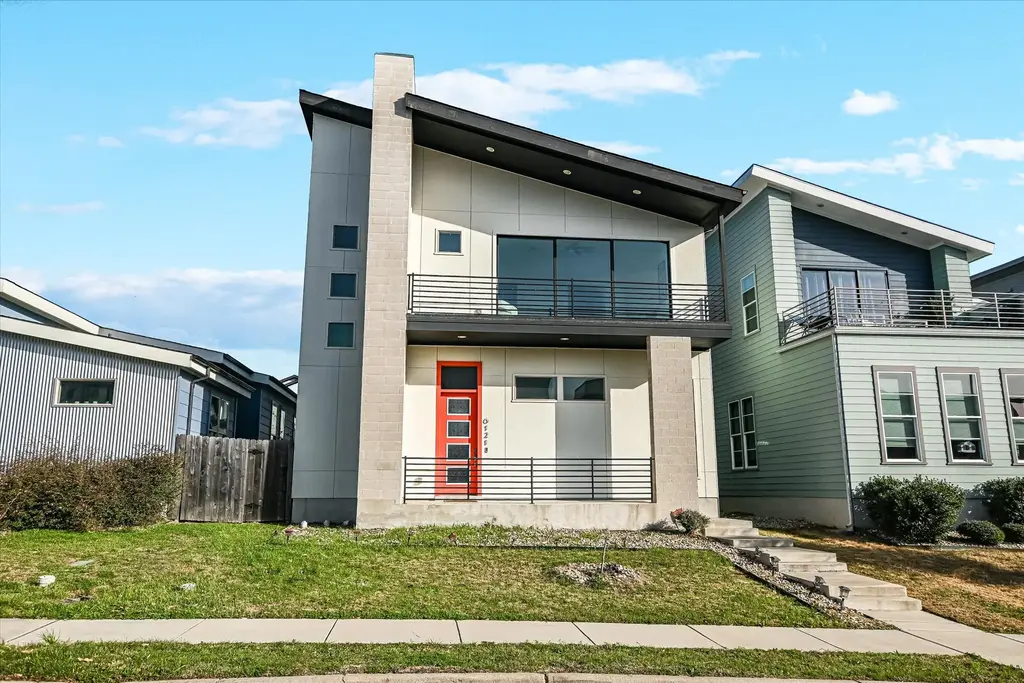 6121 Florencia Lane, Austin