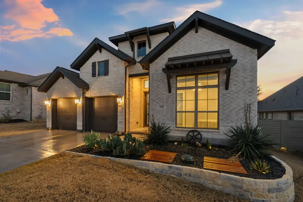 343 Sugarcane, New Braunfels