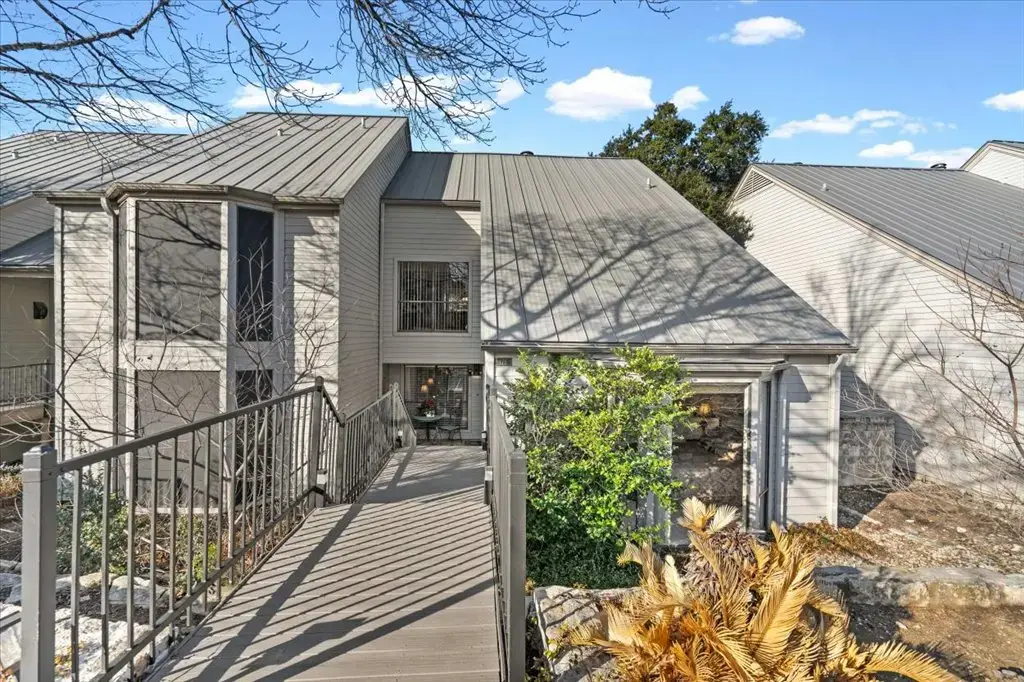 176 World Of Tennis Square, Lakeway
