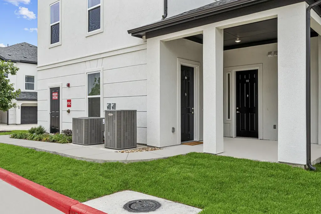 1664 Hillside Terrace 6311, Buda