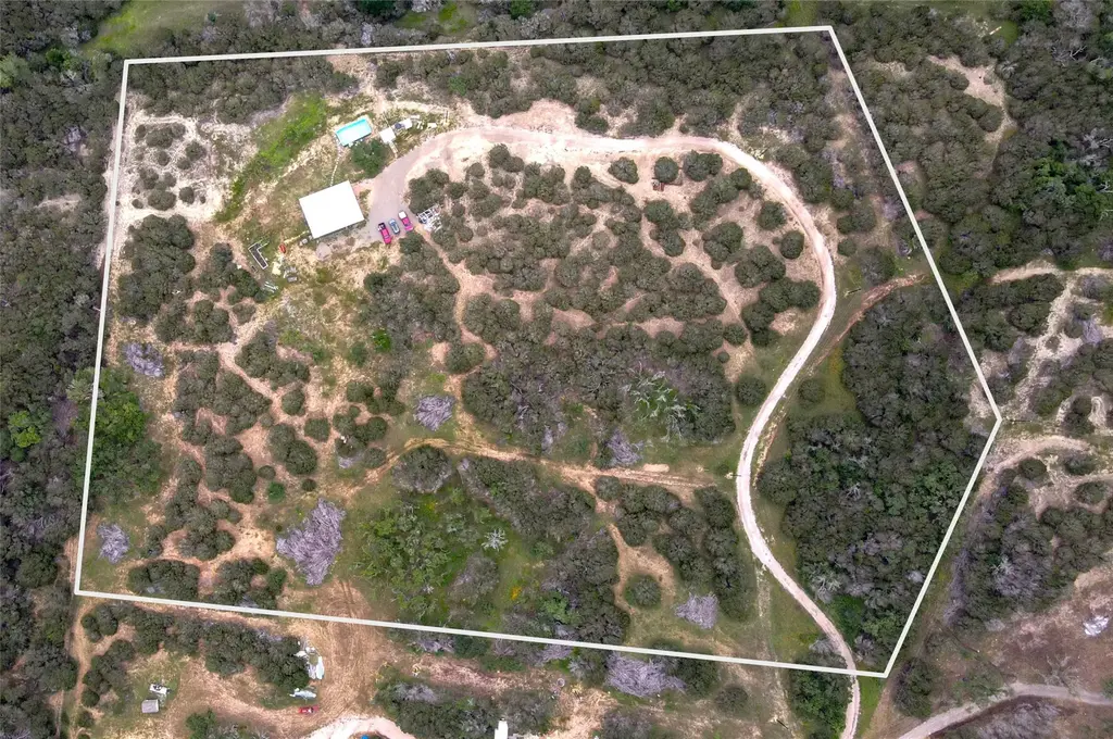 180 Robison Road, Bertram