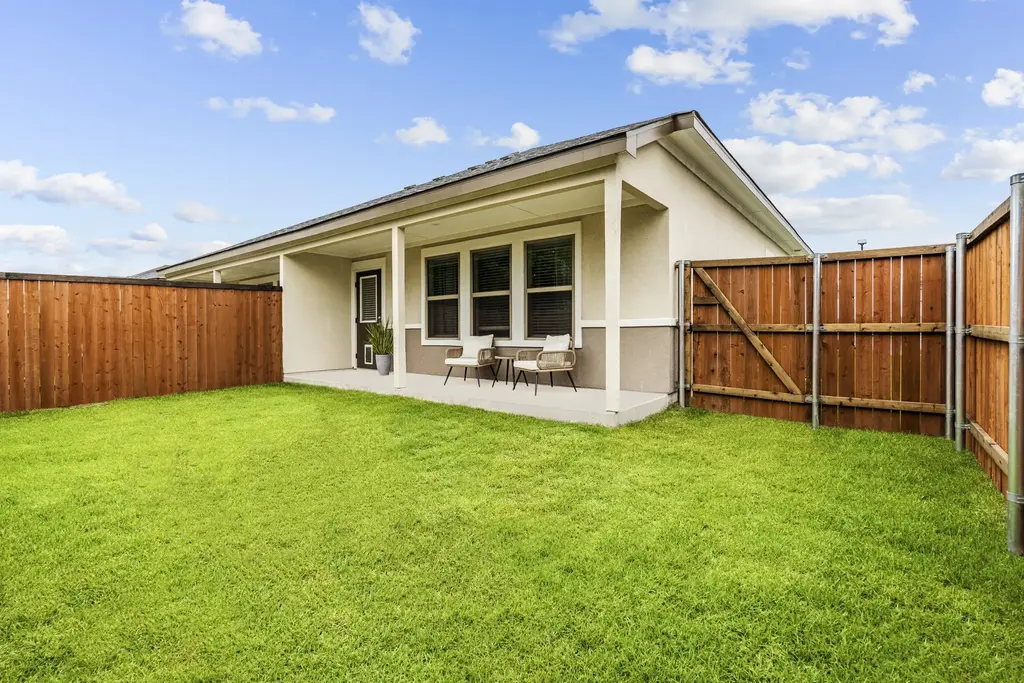 865 Limmer Loop 435, Hutto