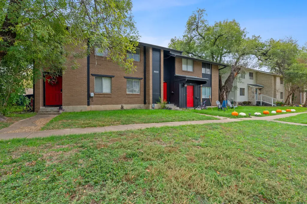 8809 Dawnridge Circle 102, Austin