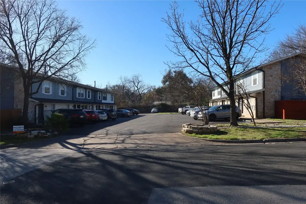 2005 Glen Allen Street 108, Austin