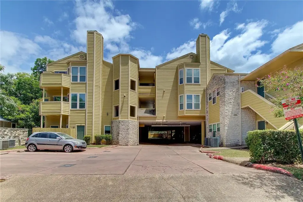 808 W 29th Street 301, Austin