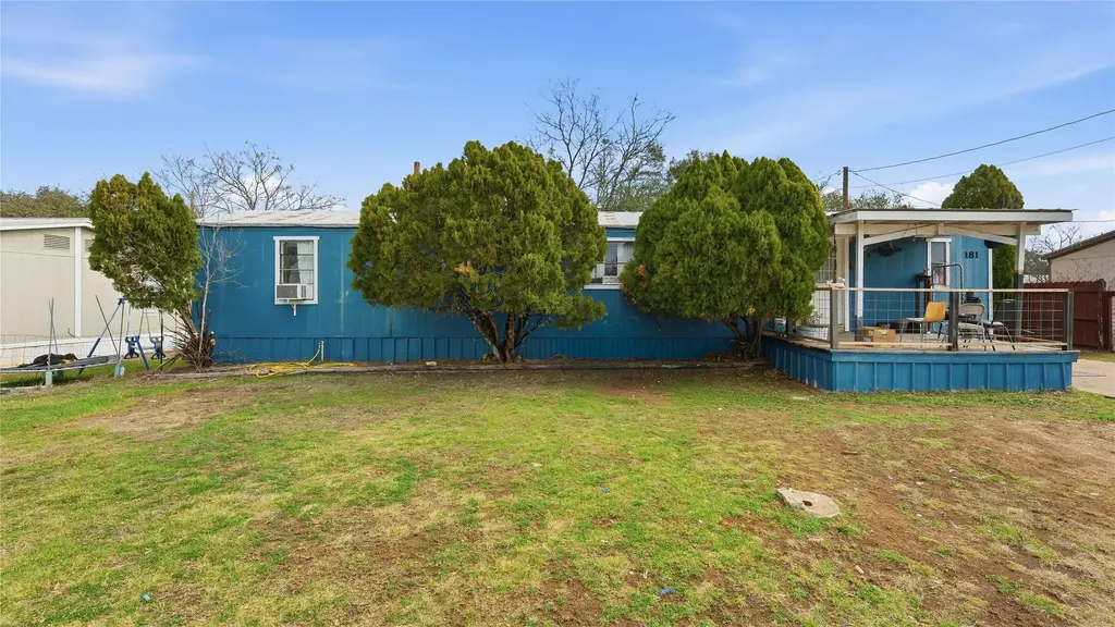 181 Dobie Drive, Wimberley