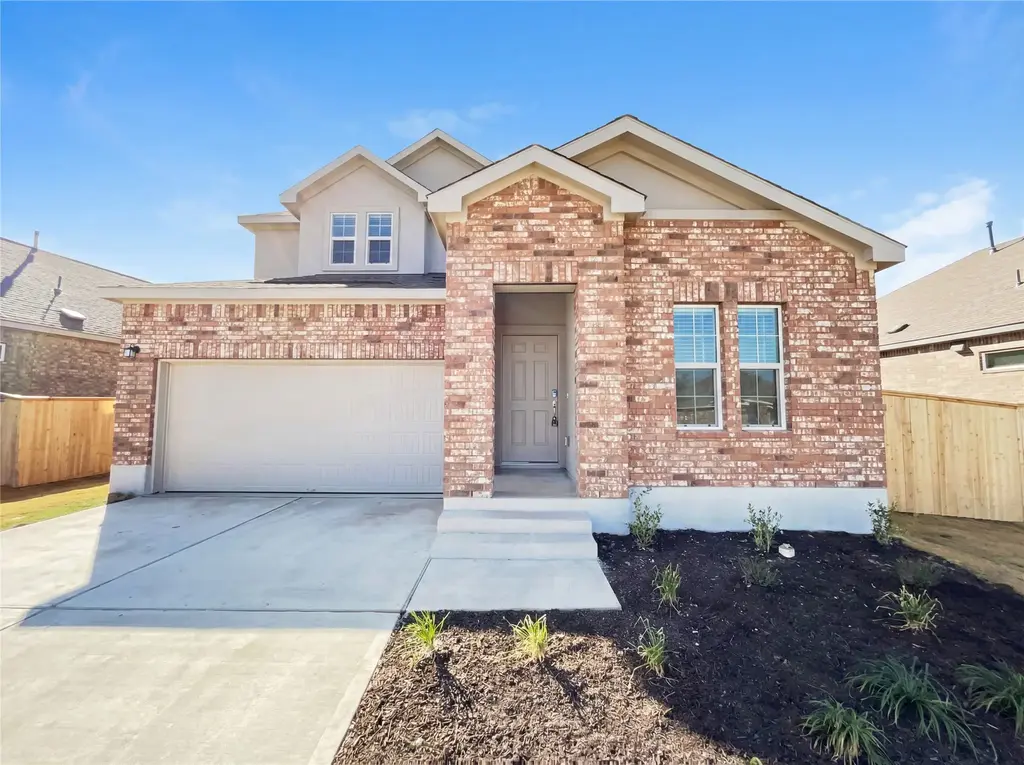 177 Cibolo Creek Loop, Bastrop