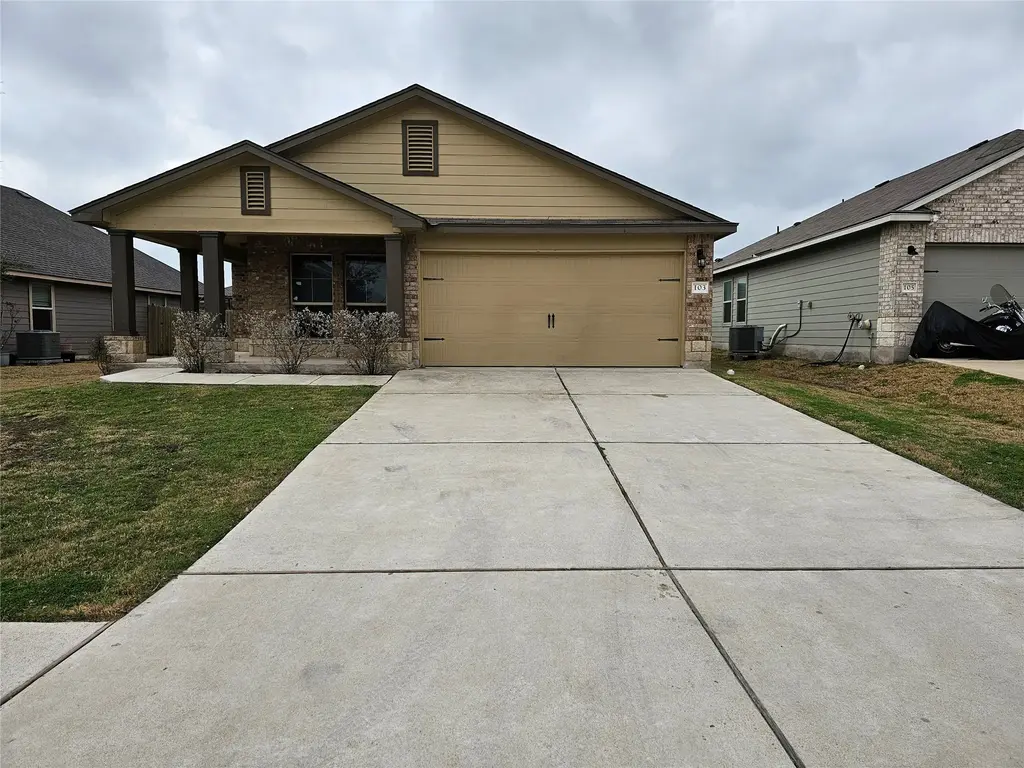 103 Beth Ann Loop, Taylor