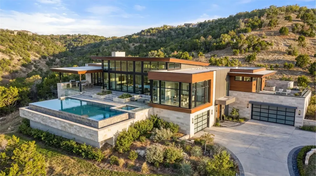 20640 Moreh Peak Pass, Austin