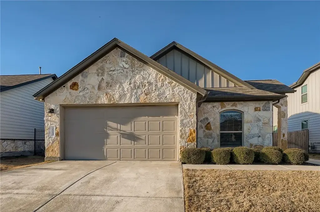 223 Callahan Lane, Leander