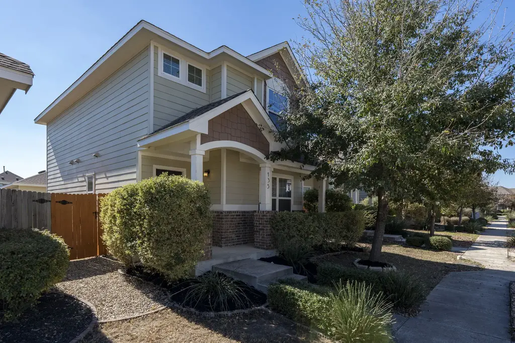 135 Wainscot Oak Way, San Marcos
