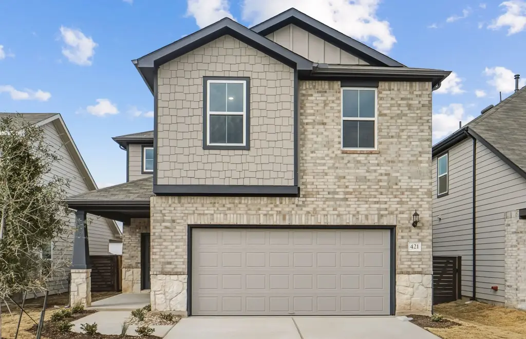 421 Foresail Road, Leander