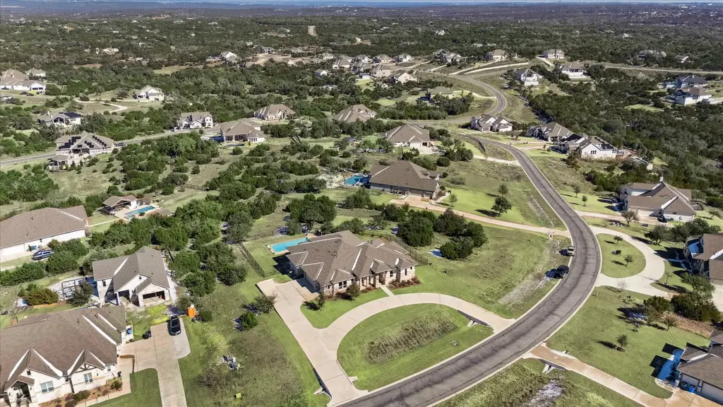 328 Barbaro Drive, Austin
