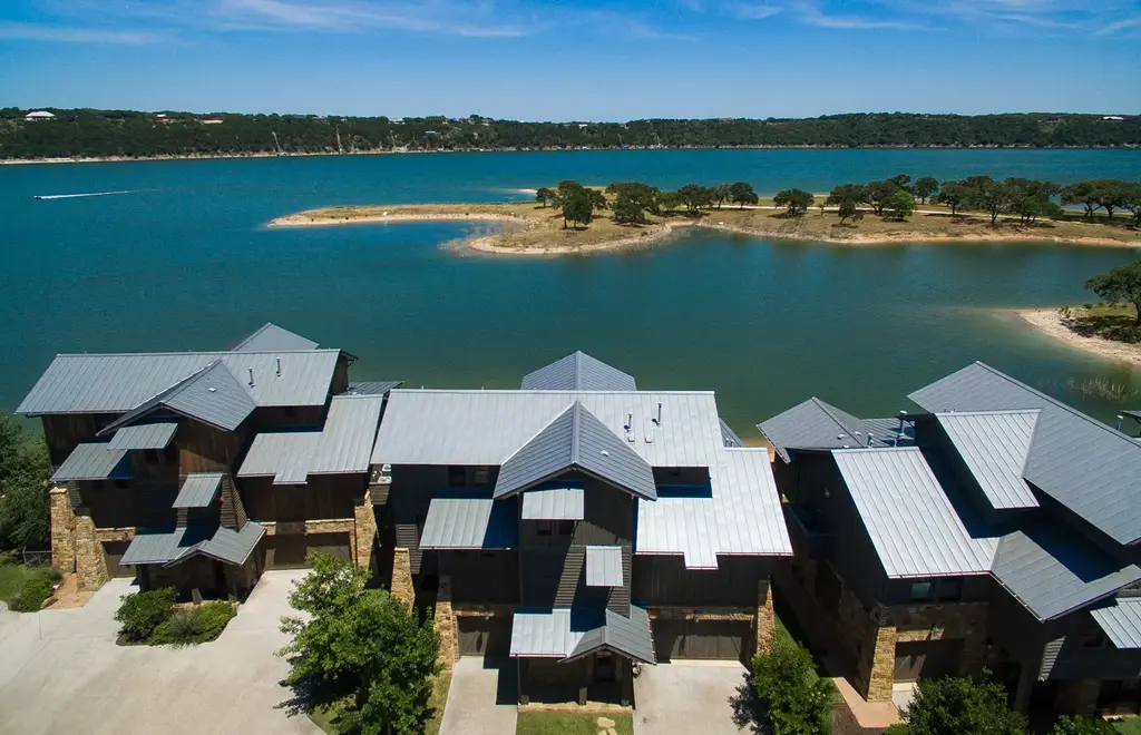 2217 Seabiscuit Cove 113, Spicewood
