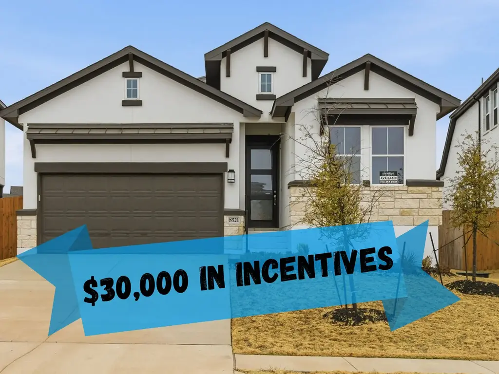 8521 Pine Muhly Drive, Lago Vista