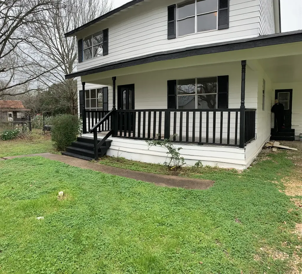 516 San Saba Street, Lockhart