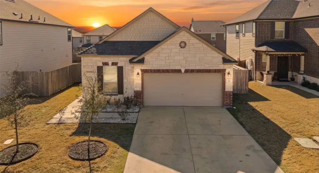 312 Bougainvillea Loop, Georgetown