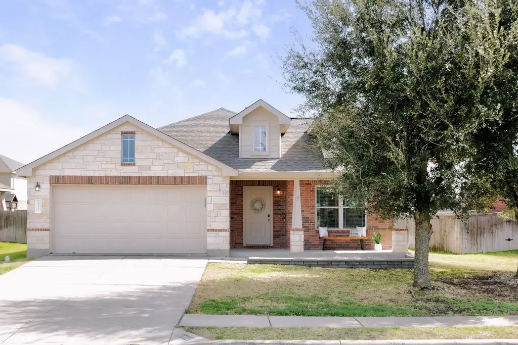 20017 Harrier Flight Trail, Pflugerville