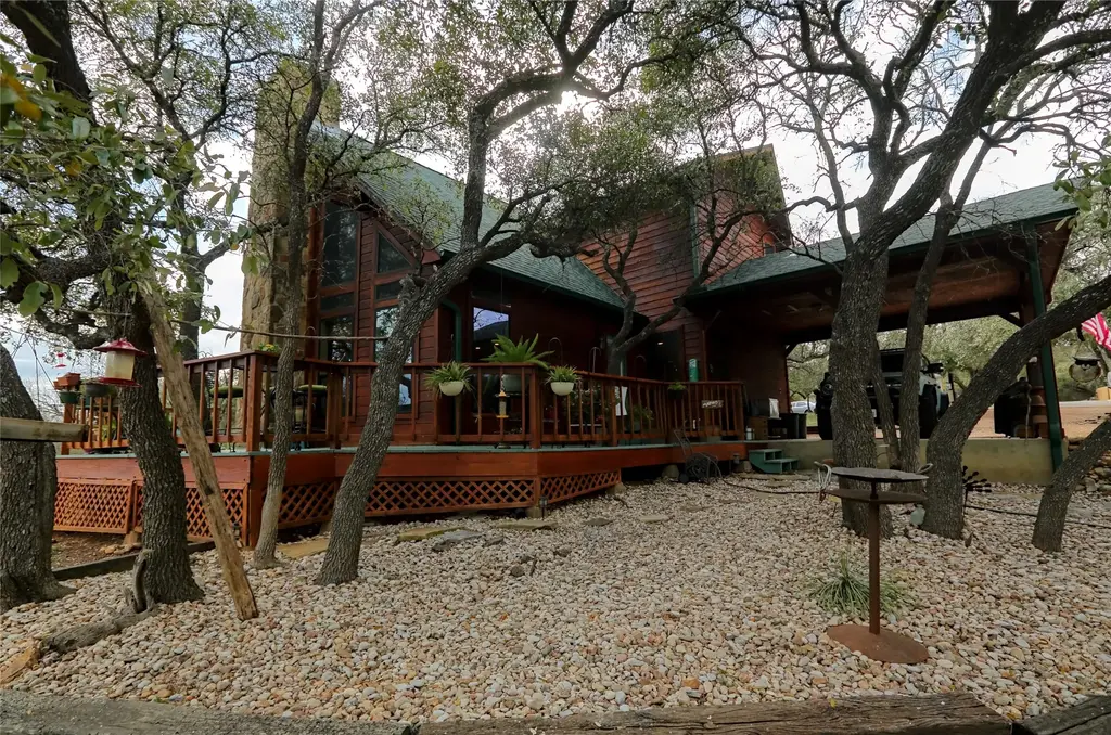 601 Echo Drive, Spicewood