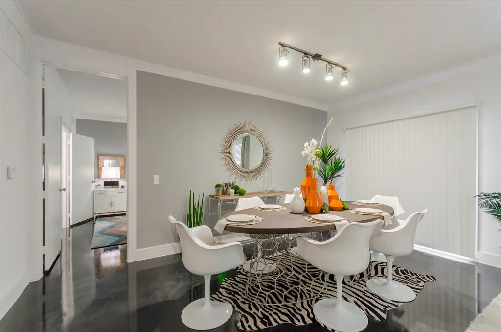 3300 Towers Boulevard 638, Seabrook