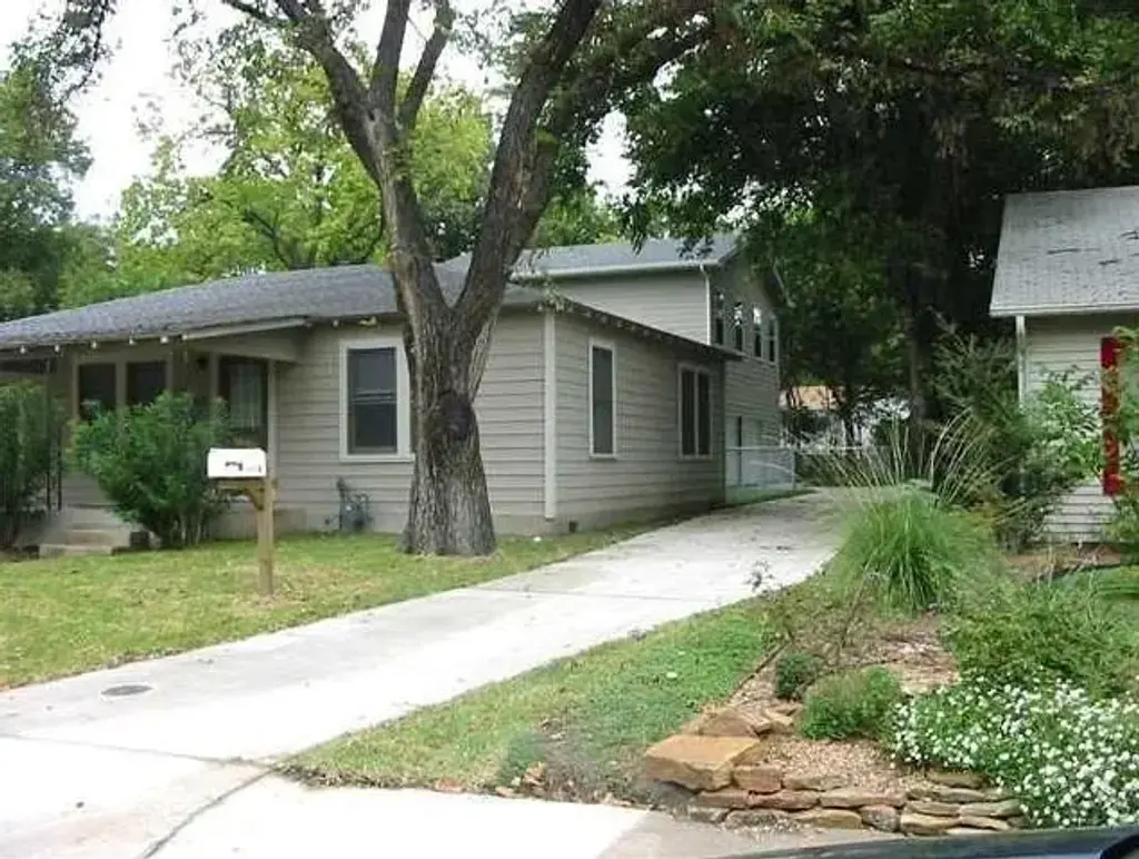 1508 Karen Avenue B, Austin