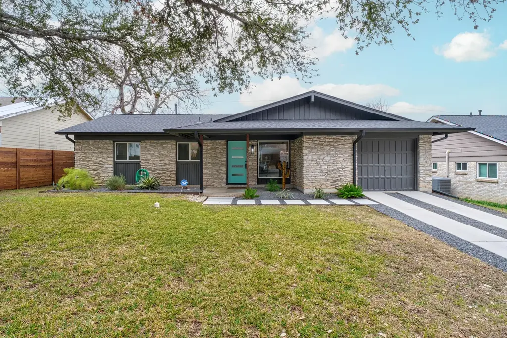 5203 Stone Gate Drive, Austin