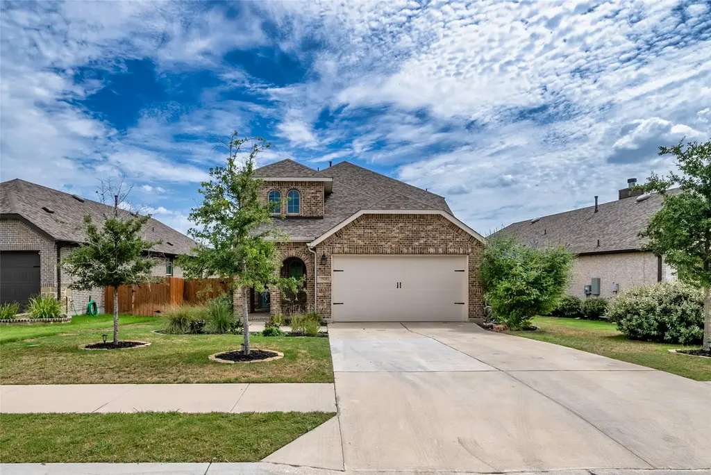 7525 Desert Needle Drive, Lago Vista