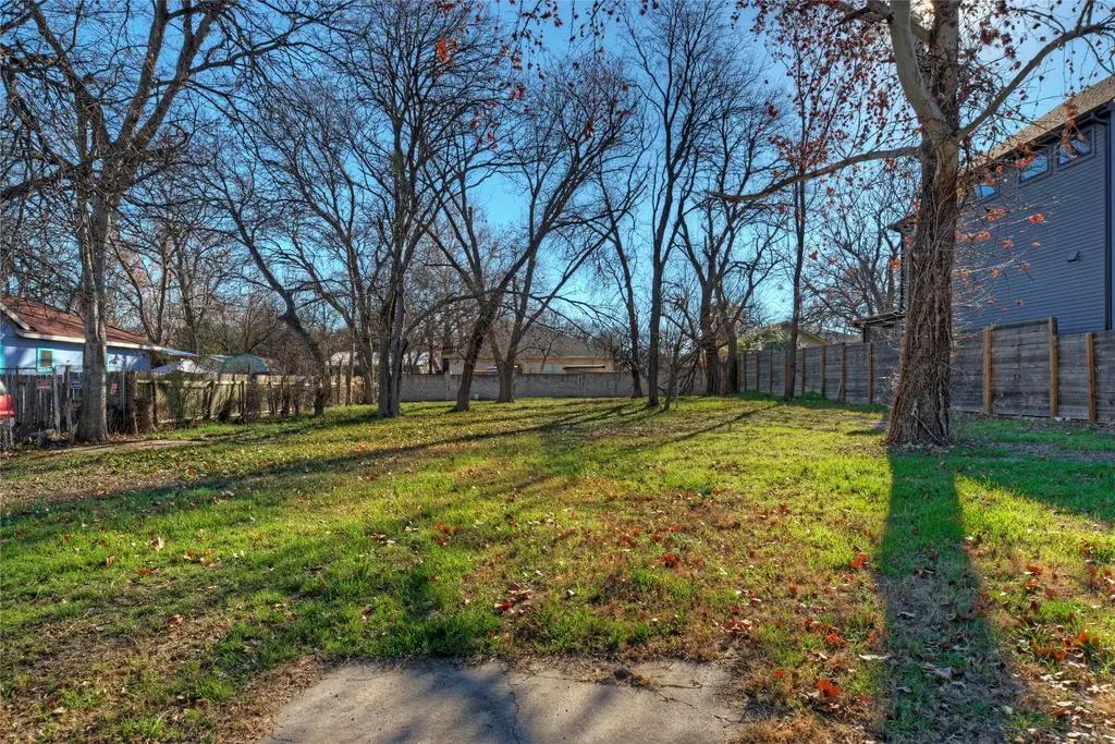 411 Hackberry Lane, Austin