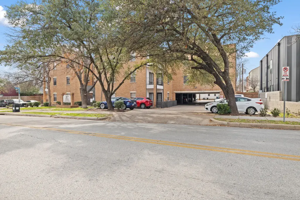 203 E 31st Street 308, Austin
