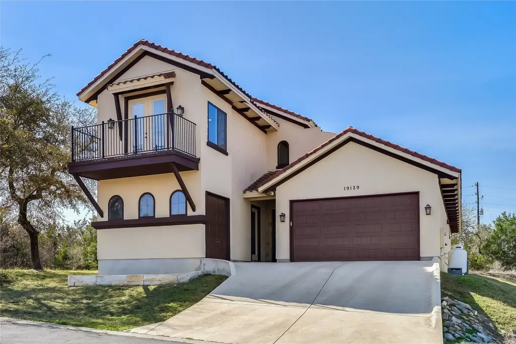 19129 Camelot Woods Cove, Lago Vista