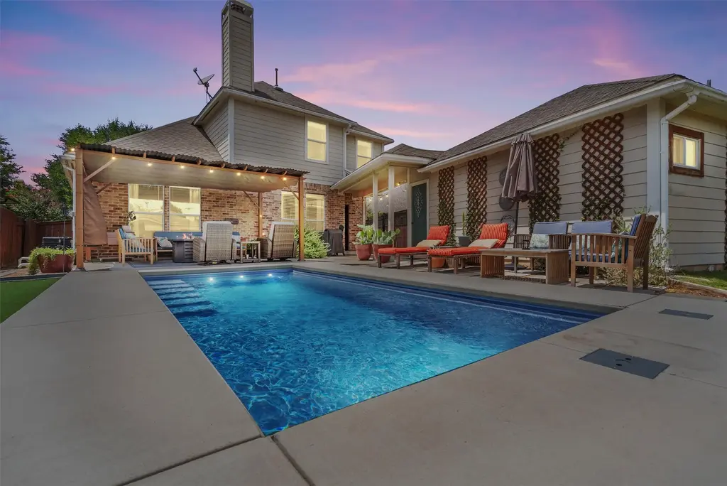 11513 Shadow Creek Drive, Manor