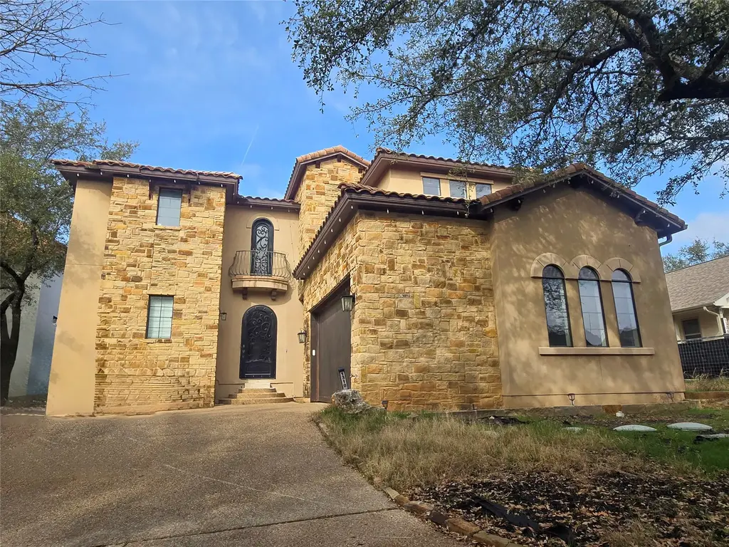 1310 Minnie Drive, Austin