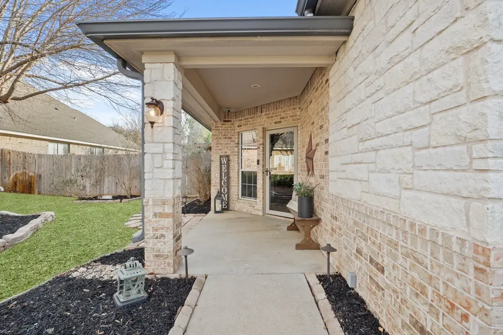 312 Ow Lowrey, Salado