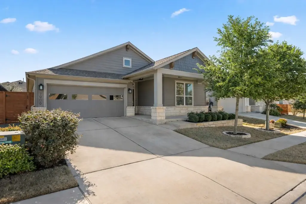 7909 Bestride Bend, Austin