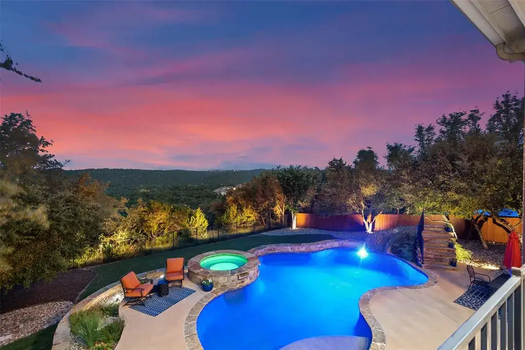 732 Santaluz Path, Austin