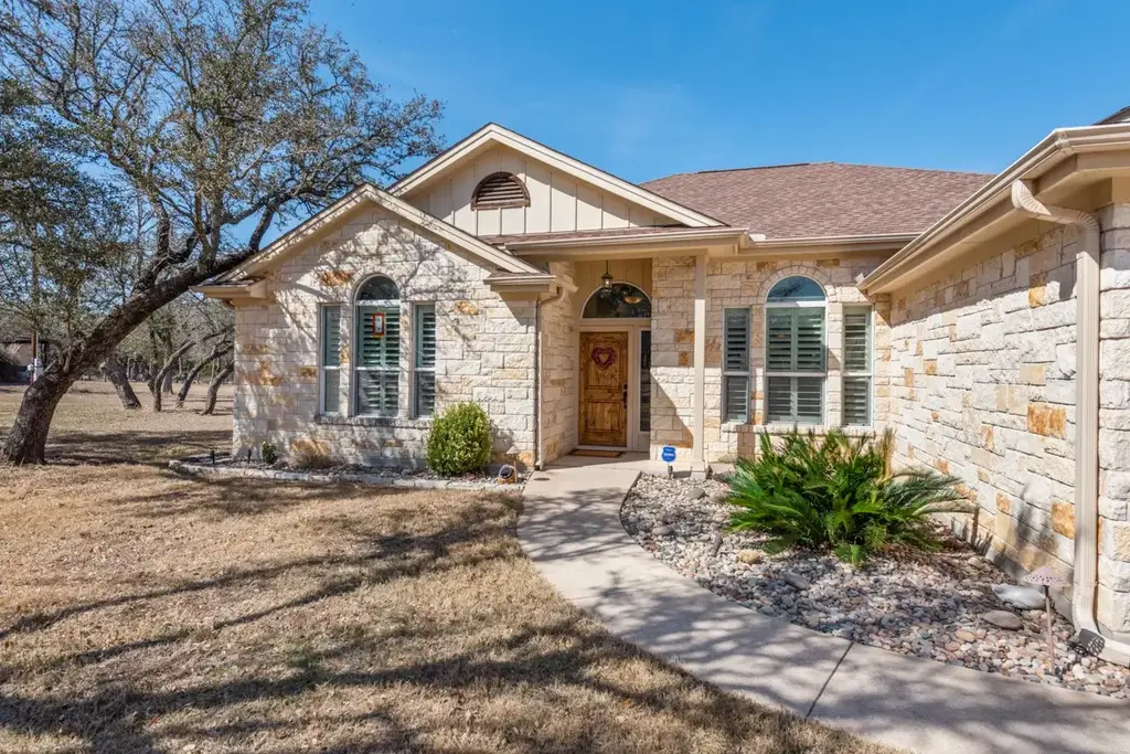502 Carriage Oaks Drive, Liberty Hill