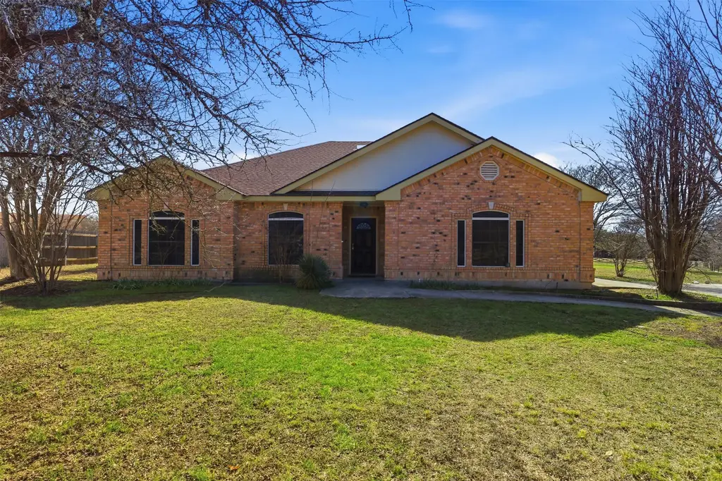 307 Pin Oak Court, Buda