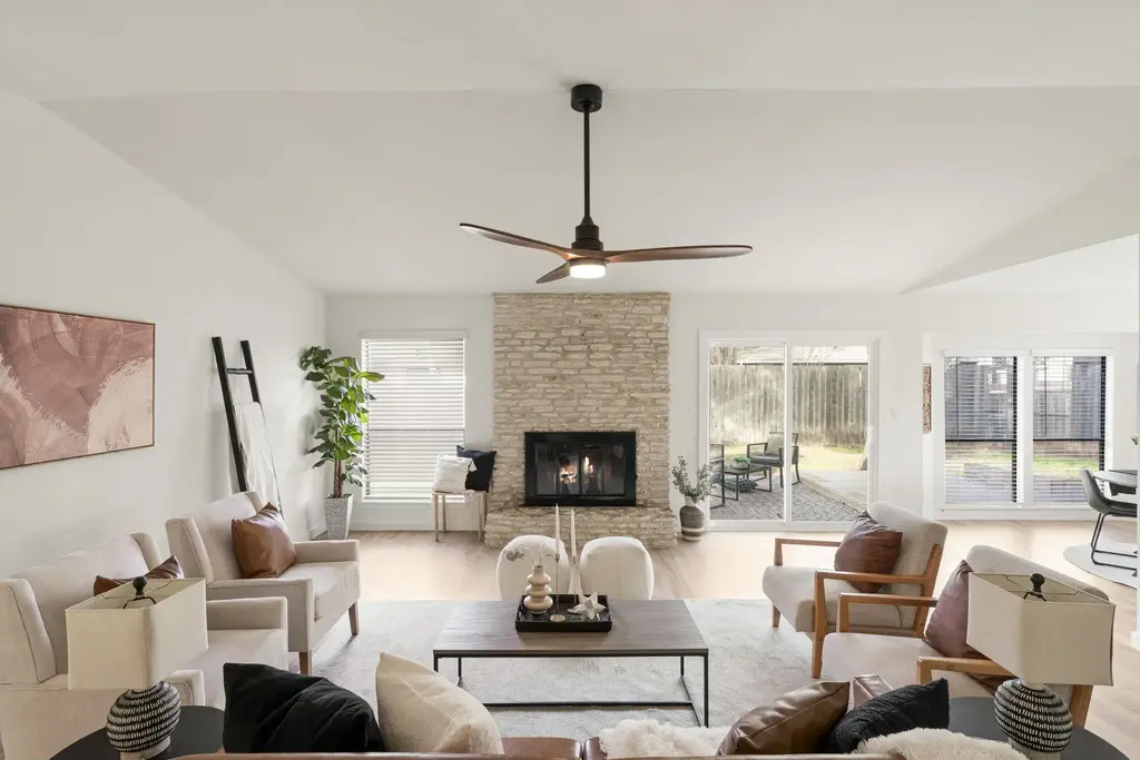 4911 White Elm Drive, Austin