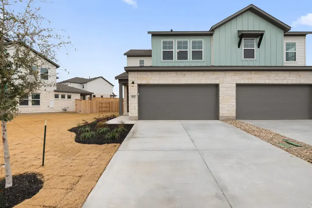102 Marie Way, Georgetown