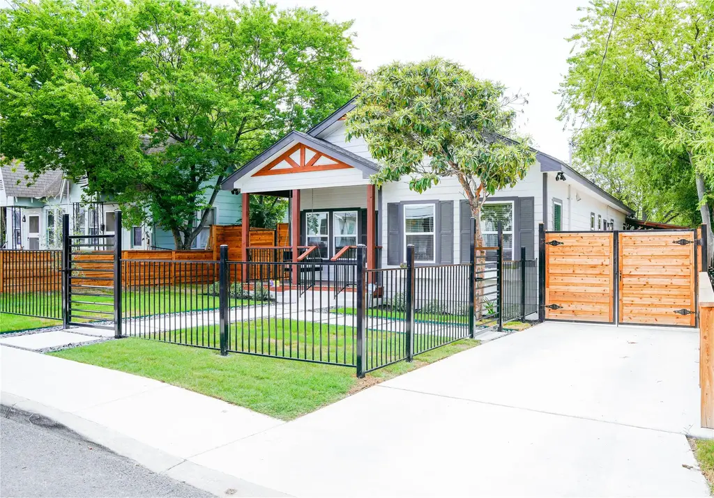 518 Rigsby Avenue, San Antonio
