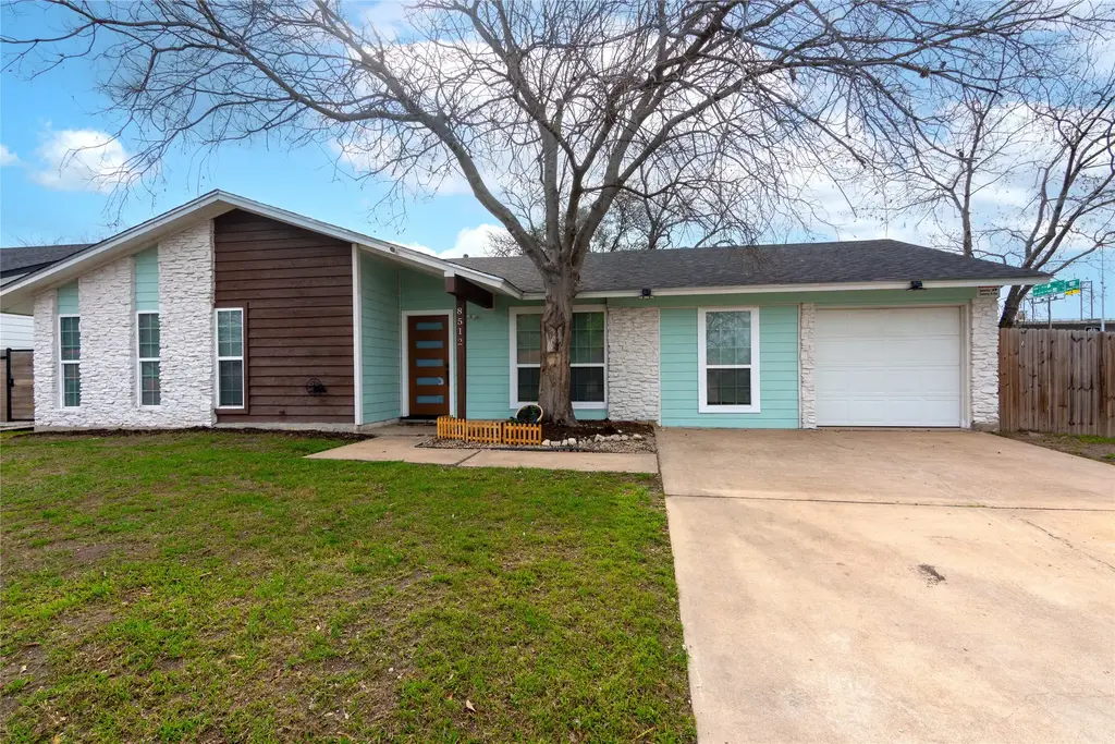 8512 Remington Lane, Austin