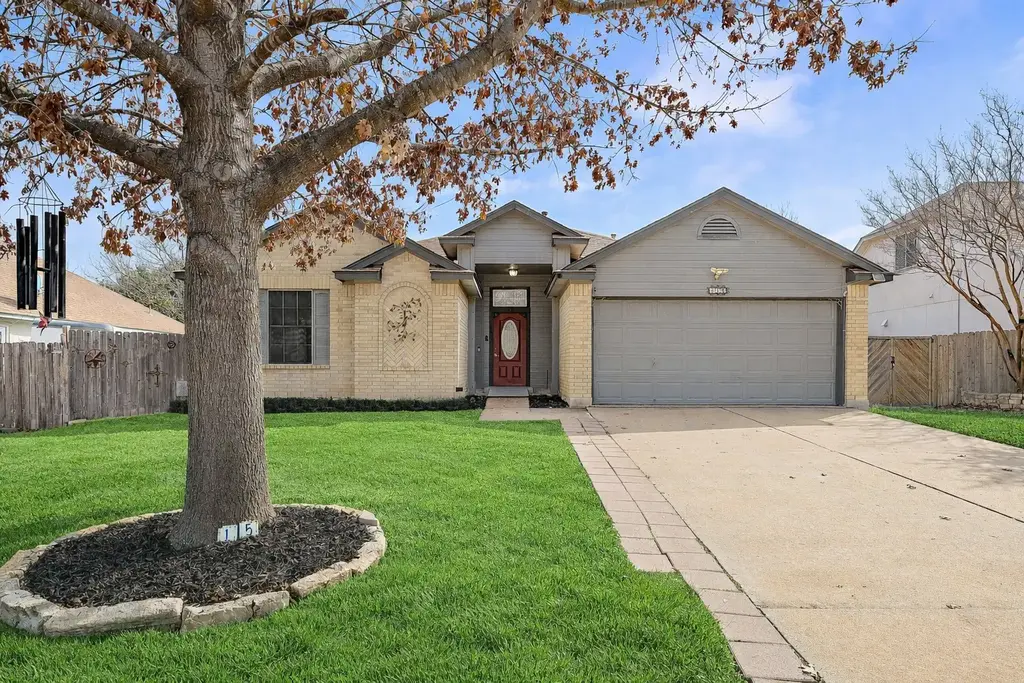 15 Azalea Drive, Georgetown