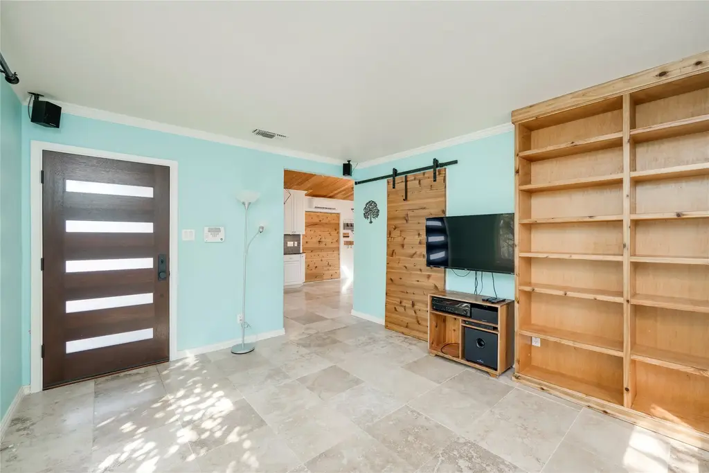 2404 Barton Skyway, Austin